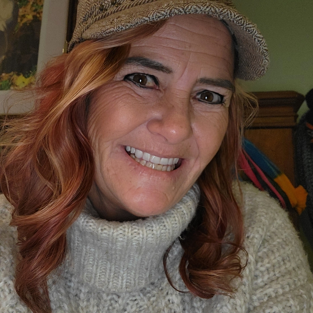 Meet your Posher, Cyndi